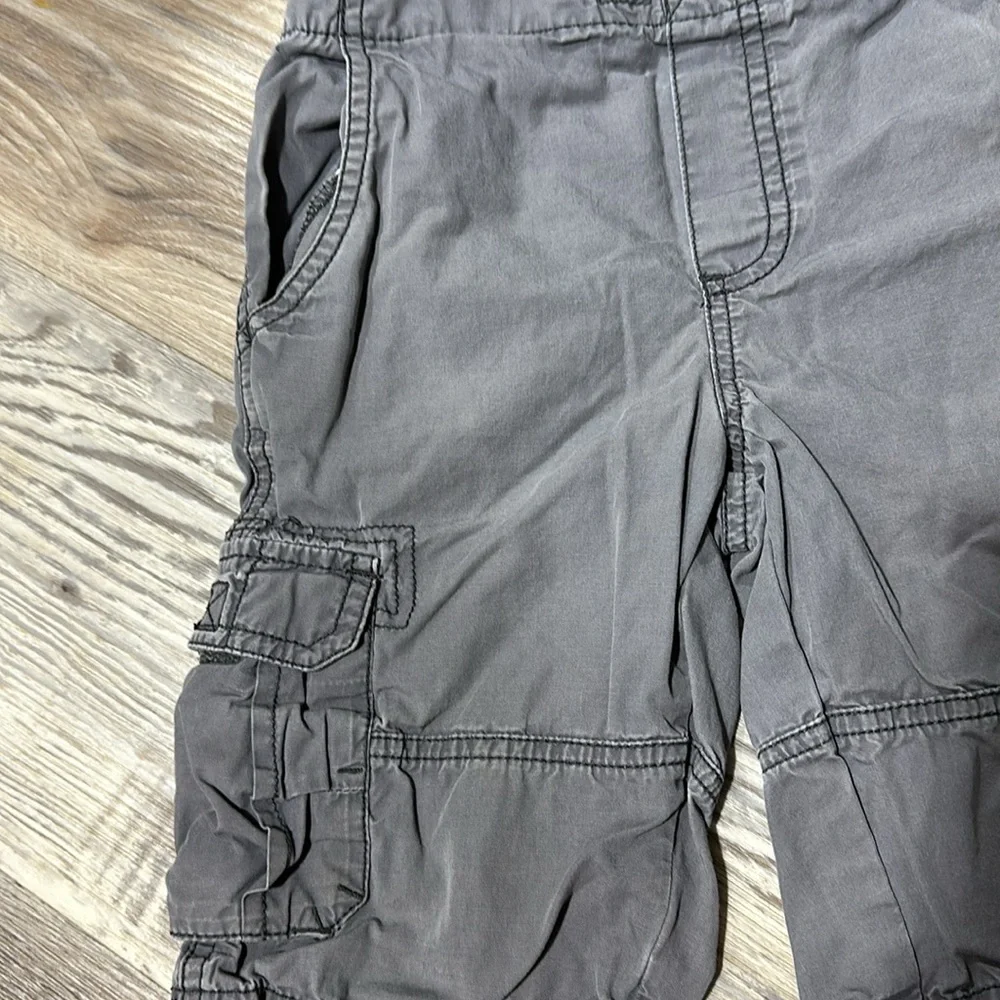 🩳 Carter’s cargo shorts